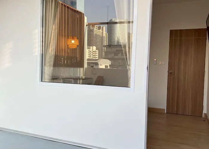 Ease At Sathorn And Coworking Space Auberge de jeunesse Bangkok