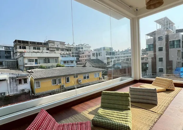 Auberge de jeunesse Ease At Sathorn And Coworking Space