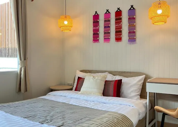 Auberge de jeunesse Ease At Sathorn And Coworking Space Bangkok
