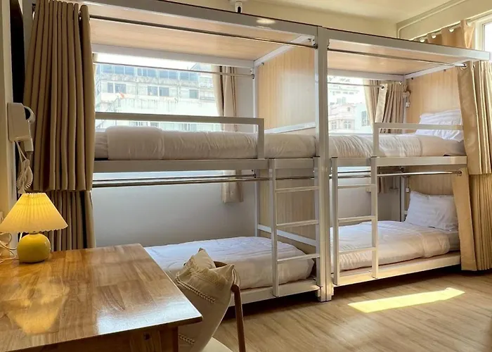 Ease At Sathorn And Coworking Space