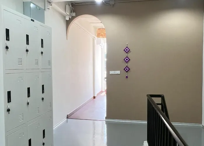 Ease At Sathorn And Coworking Space Bangkok