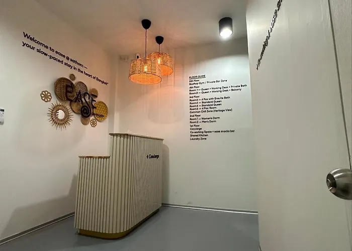 Ease At Sathorn And Coworking Space Auberge de jeunesse *