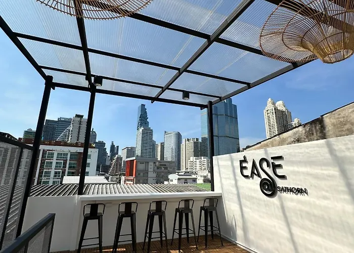 Ease At Sathorn And Coworking Space Auberge de jeunesse