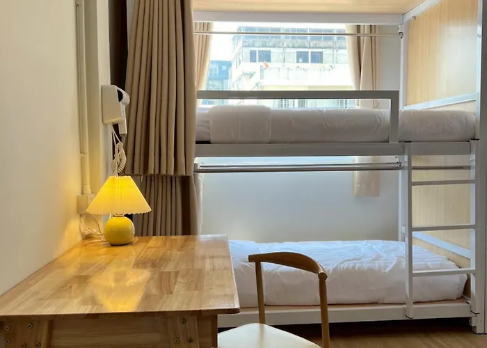 Ease At Sathorn And Coworking Space Auberge de jeunesse