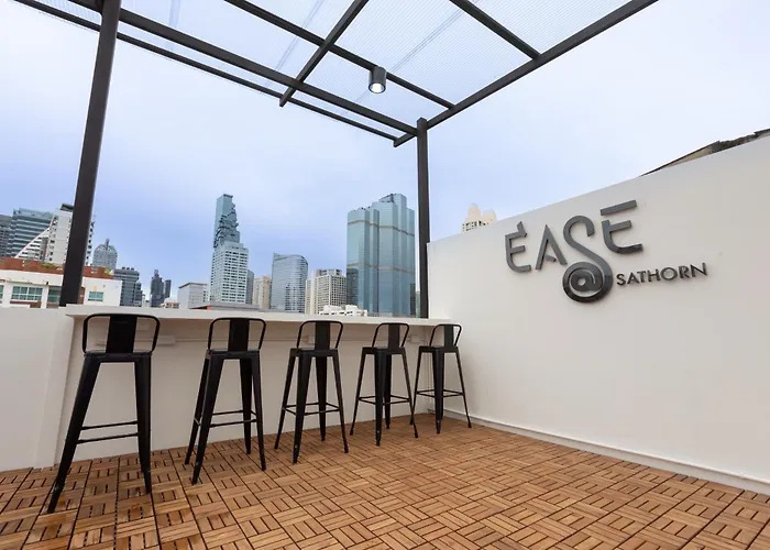 Ease At Sathorn And Coworking Space Auberge de jeunesse