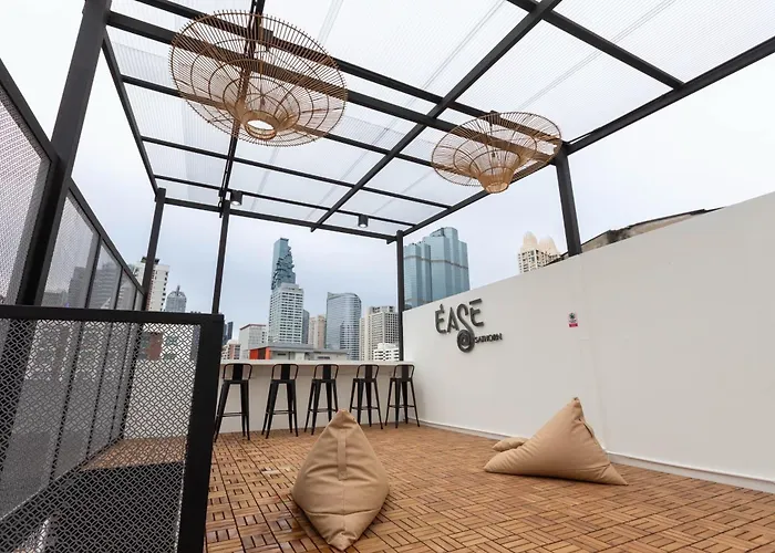 Ease At Sathorn And Coworking Space Auberge de jeunesse *